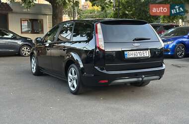 Универсал Ford Focus 2010 в 