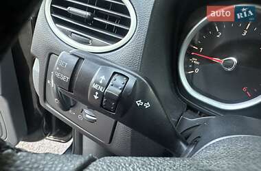 Универсал Ford Focus 2010 в 