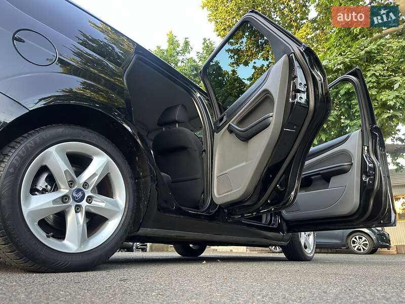 Универсал Ford Focus 2010 в Одессе
