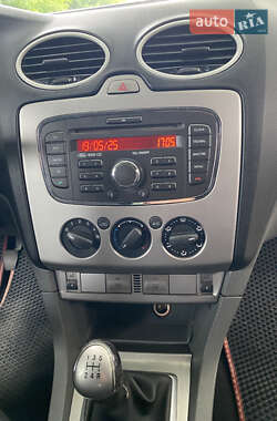Универсал Ford Focus 2012 в 
