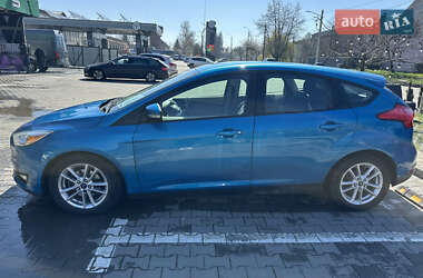 Хэтчбек Ford Focus 2015 в 