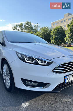 Хэтчбек Ford Focus 2018 в 