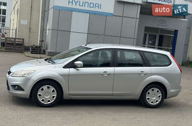 Универсал Ford Focus 2010 в 