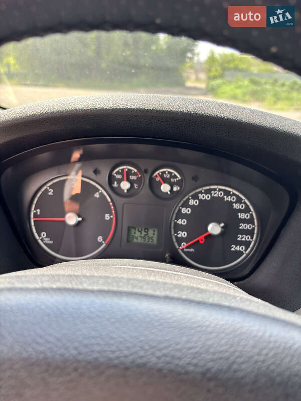 Универсал Ford Focus 2006 в Изюме