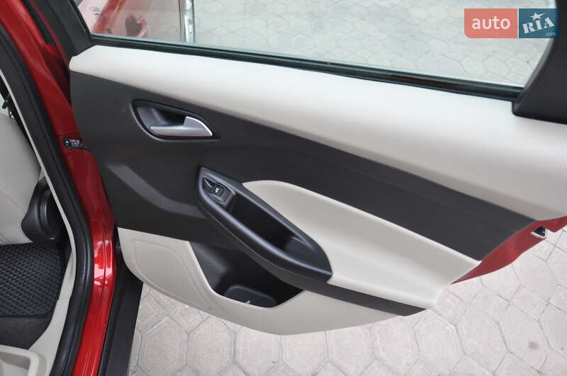 Седан Ford Focus 2016 в Львове