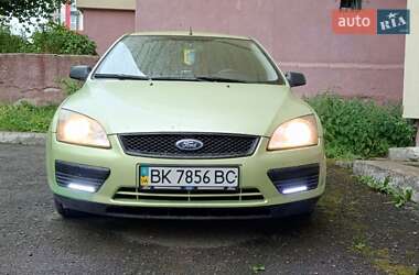 Хэтчбек Ford Focus 2007 в 