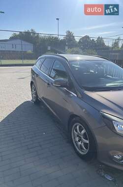 Универсал Ford Focus 2012 в 