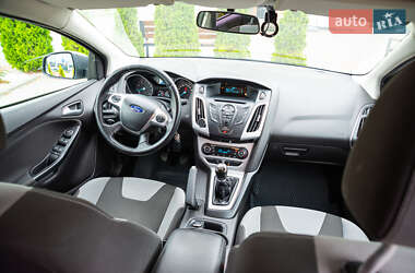 Универсал Ford Focus 2013 в 