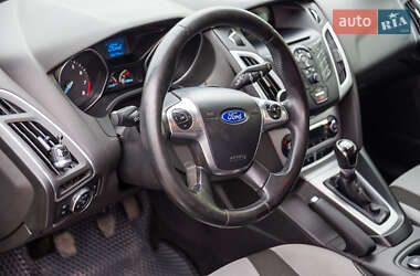 Универсал Ford Focus 2013 в 