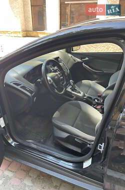 Седан Ford Focus 2013 в 