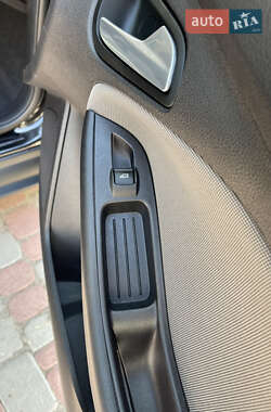 Седан Ford Focus 2013 в 
