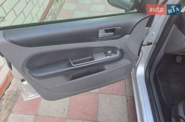 Универсал Ford Focus 2010 в 