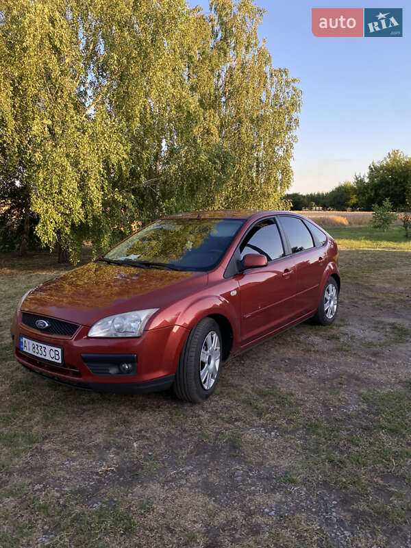 Хэтчбек Ford Focus 2007 в Узине