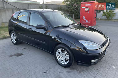 Хэтчбек Ford Focus 2003 в 