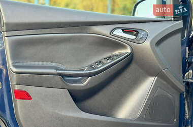 Универсал Ford Focus 2014 в 