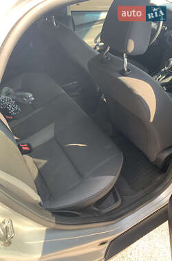 Седан Ford Focus 2014 в 