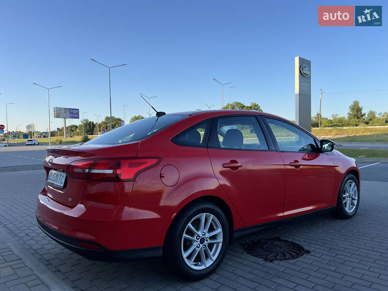 Седан Ford Focus 2015 в Львове