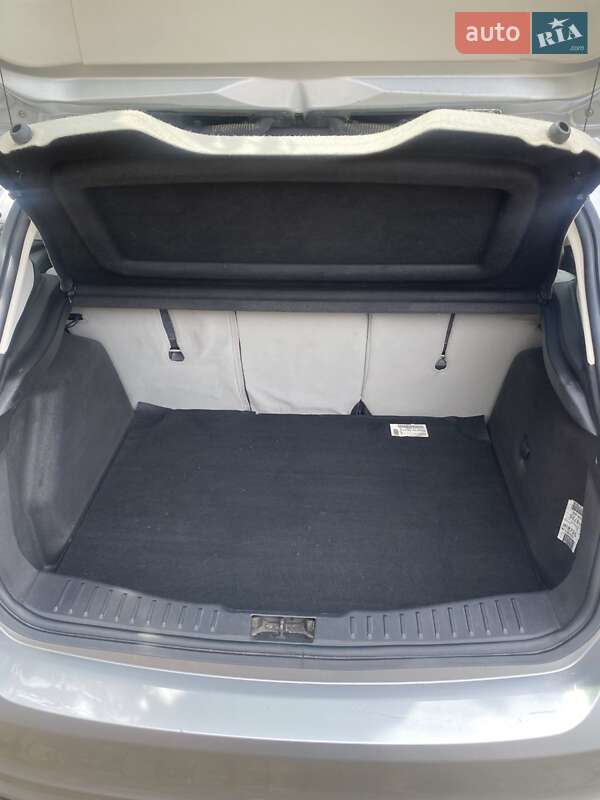 Хэтчбек Ford Focus 2015 в Виннице фото 19 Хэтчбек Ford Focus 2015 в Виннице