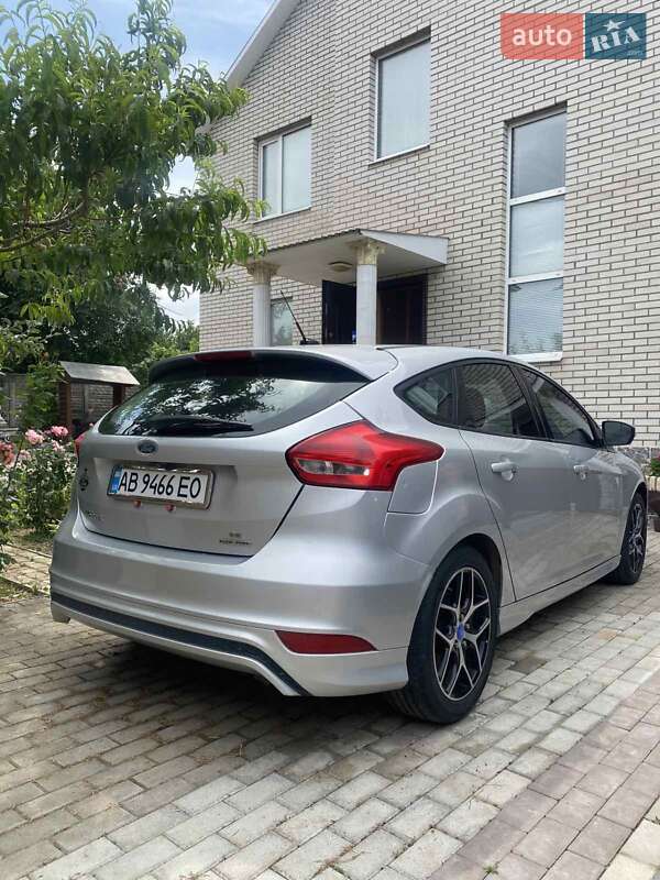 Хэтчбек Ford Focus 2015 в Виннице фото 29 Хэтчбек Ford Focus 2015 в Виннице