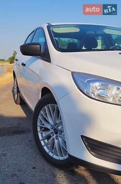 Седан Ford Focus 2015 в Одессе