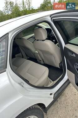 Седан Ford Focus 2015 в 
