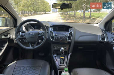 Седан Ford Focus 2016 в 