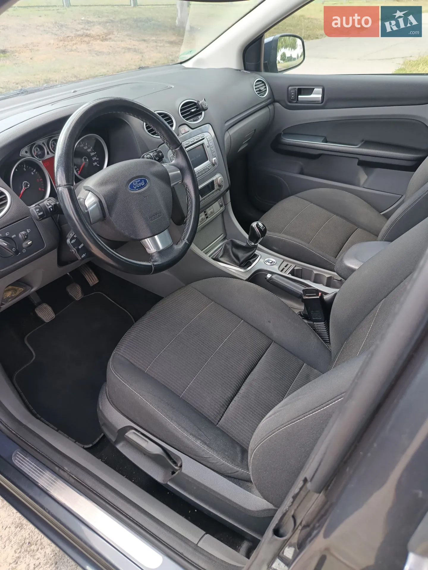 2010 Ford Focus - мініатюра 10