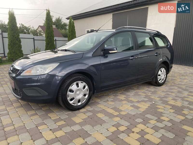 Універсал Ford Focus 2008 в Нововолинську