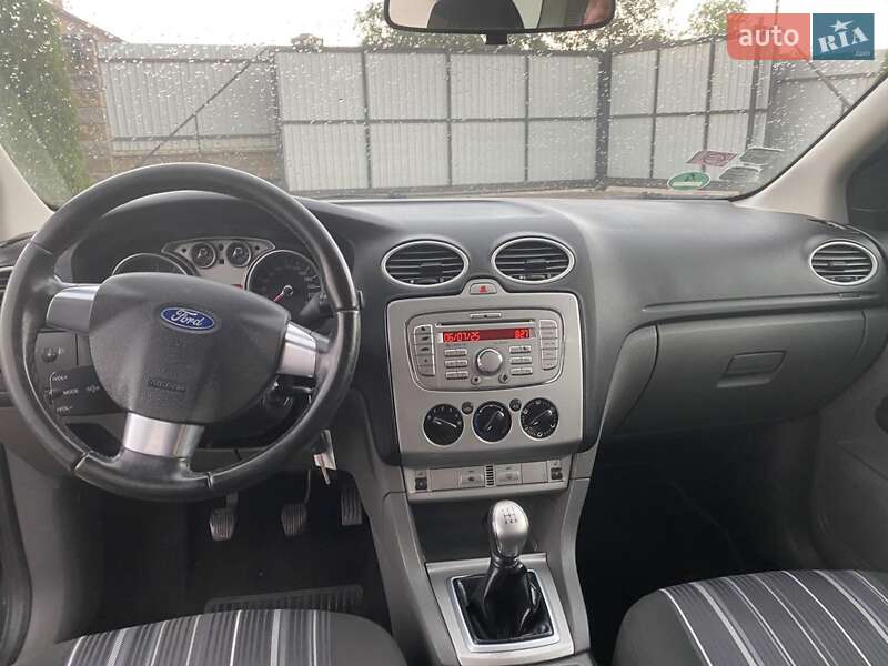 Універсал Ford Focus 2008 в Нововолинську