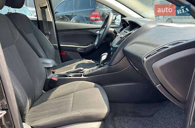 Седан Ford Focus 2015 в 