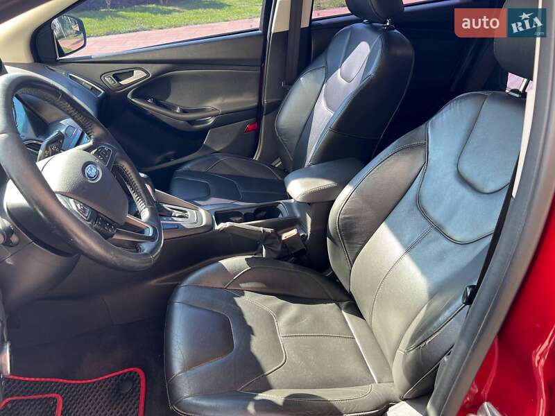 Седан Ford Focus 2015 в Киеве