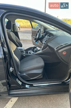 Универсал Ford Focus 2012 в 