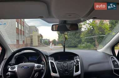 Универсал Ford Focus 2012 в 