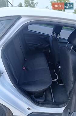 Седан Ford Focus 2013 в 