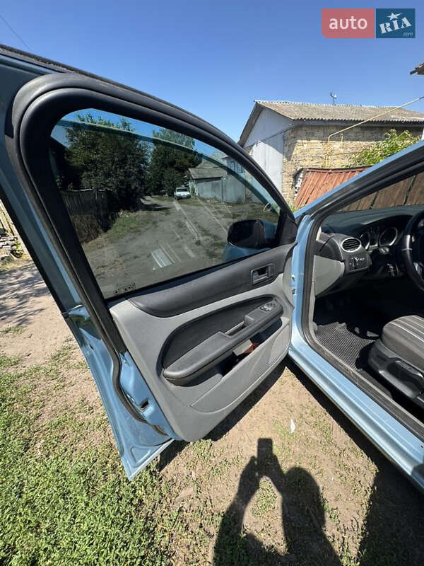 Хетчбек Ford Focus 2008 в Ніжині