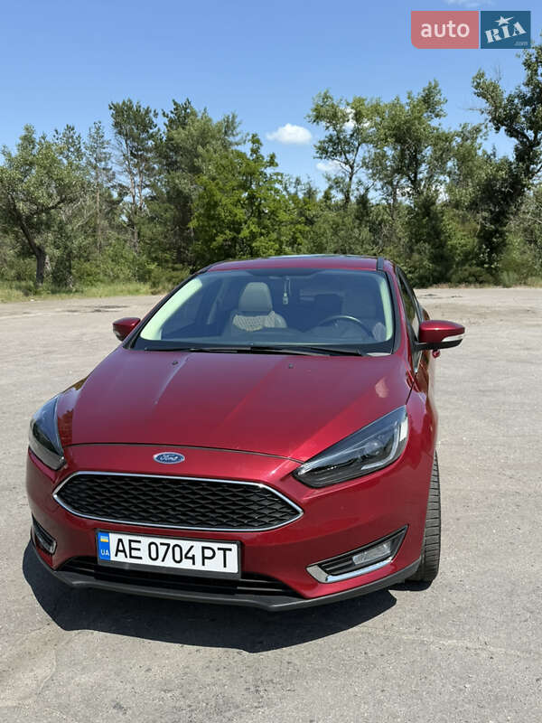 Хэтчбек Ford Focus 2017 в 