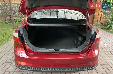 Седан Ford Focus 2013 в 
