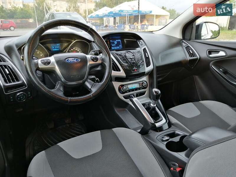 Хэтчбек Ford Focus 2013 в Ровно