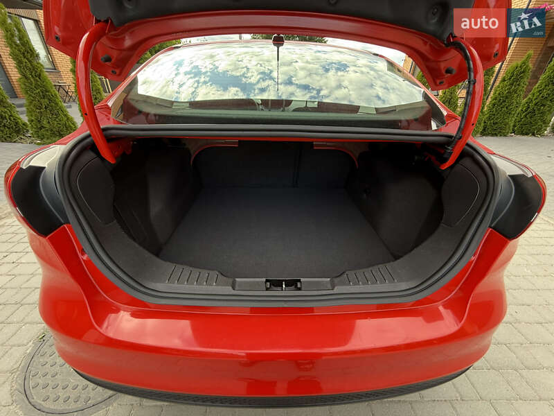 Седан Ford Focus 2016 в Виннице фото 12 Седан Ford Focus 2016 в Виннице