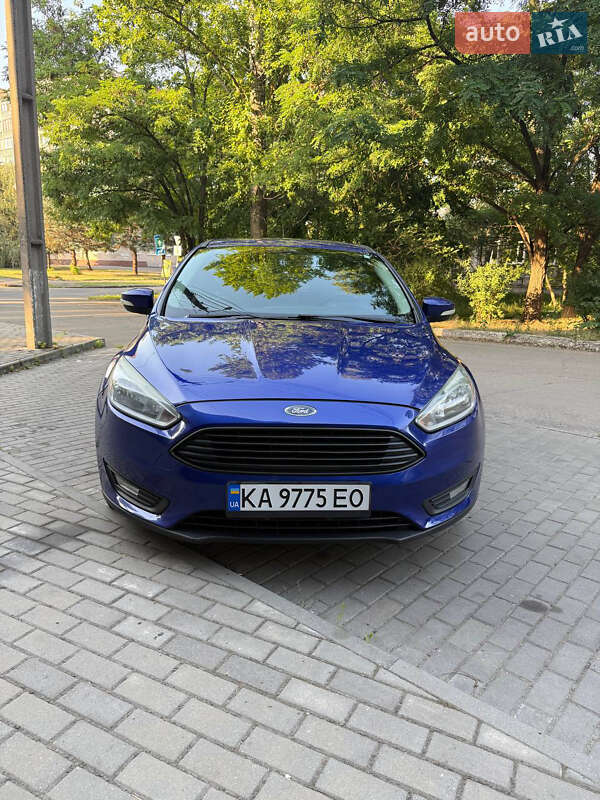 Хэтчбек Ford Focus 2015 в Киеве фото 2 Хэтчбек Ford Focus 2015 в Киеве
