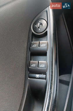 Седан Ford Focus 2013 в 