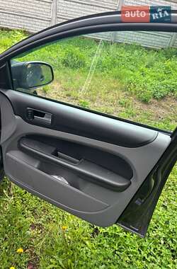 Хетчбек Ford Focus 2008 в 