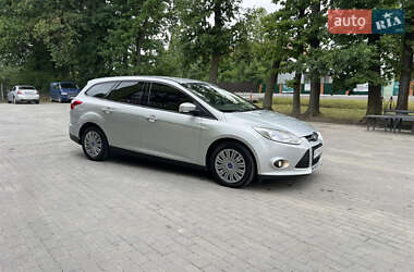 Универсал Ford Focus 2014 в 