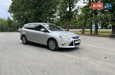 Универсал Ford Focus 2014 в 