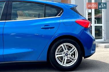 Хэтчбек Ford Focus 2020 в 