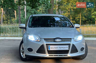 Седан Ford Focus 2013 в 