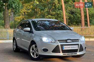 Седан Ford Focus 2013 в 