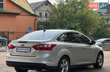 Седан Ford Focus 2013 в 