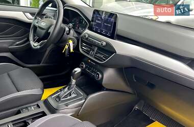 Хэтчбек Ford Focus 2019 в 