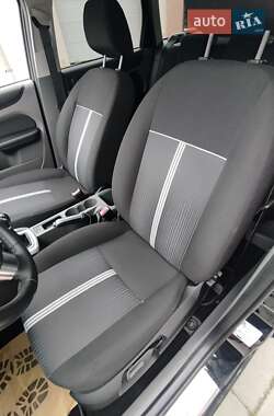 Универсал Ford Focus 2010 в 